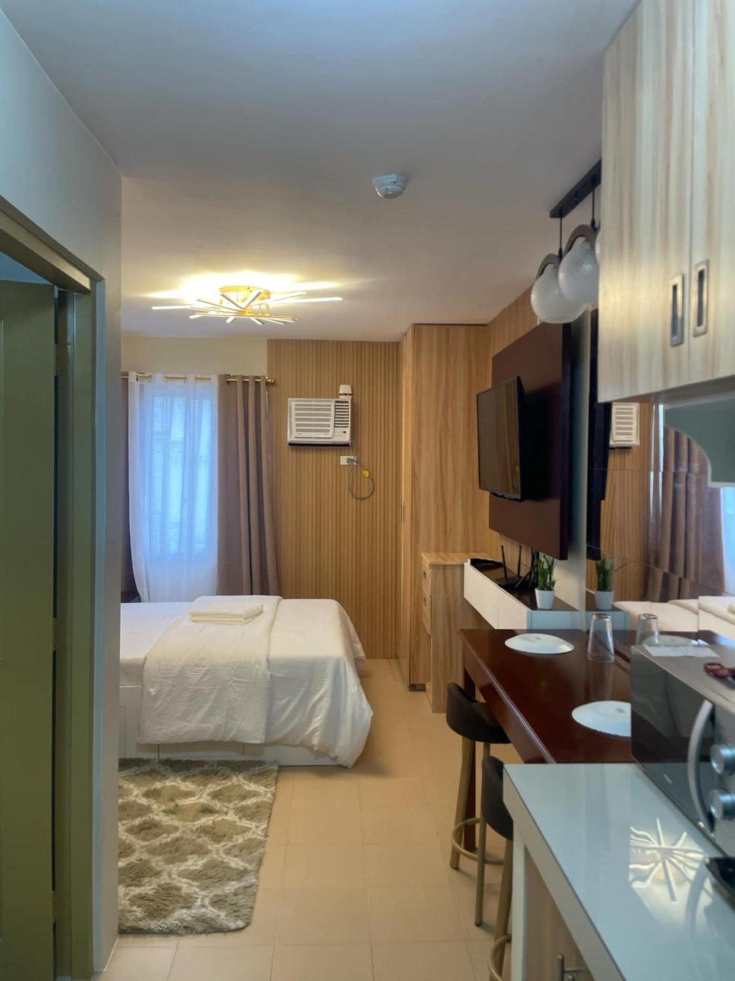 Marina Town Spatial Condominium Dumaguete City Exteriör bild