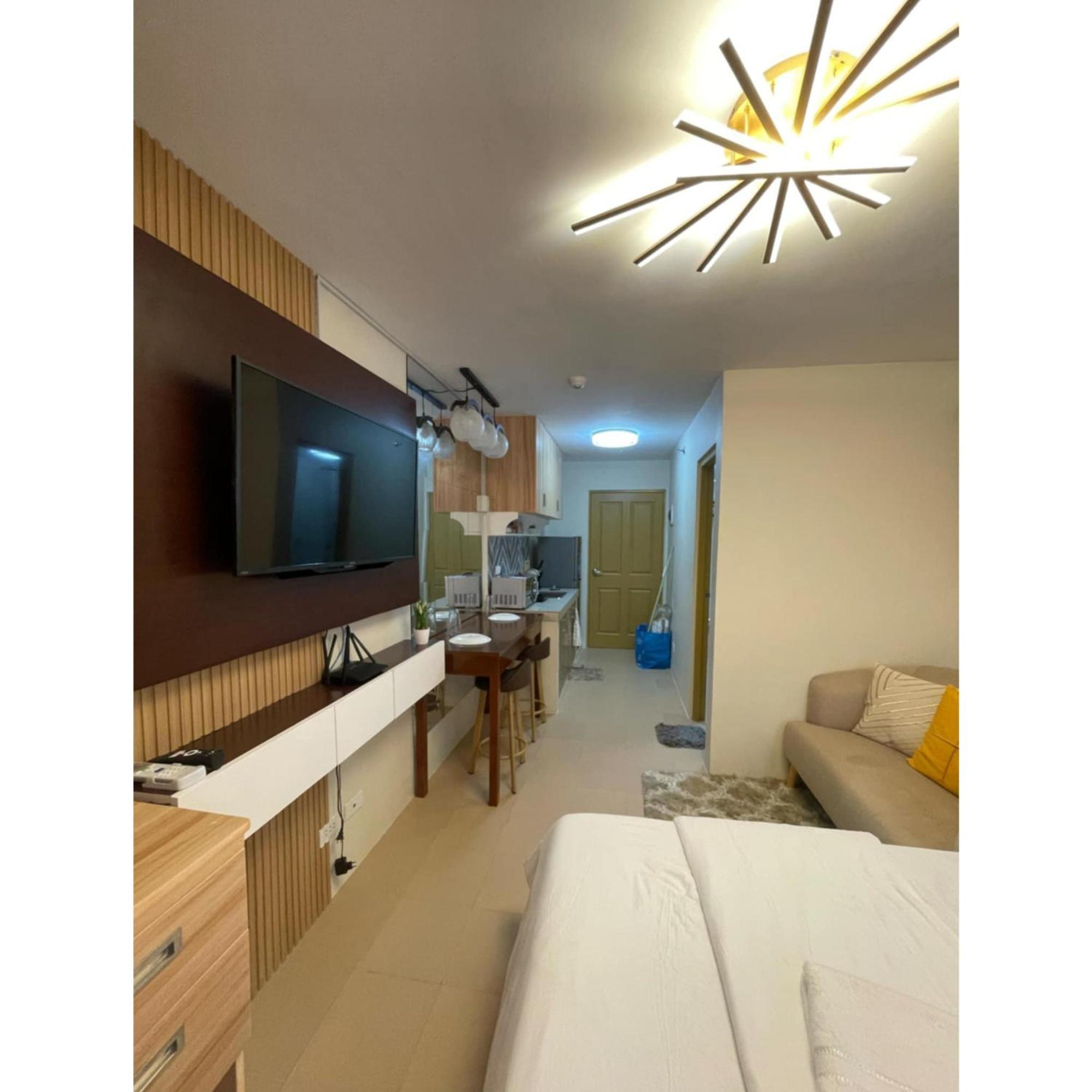Marina Town Spatial Condominium Dumaguete City Exteriör bild