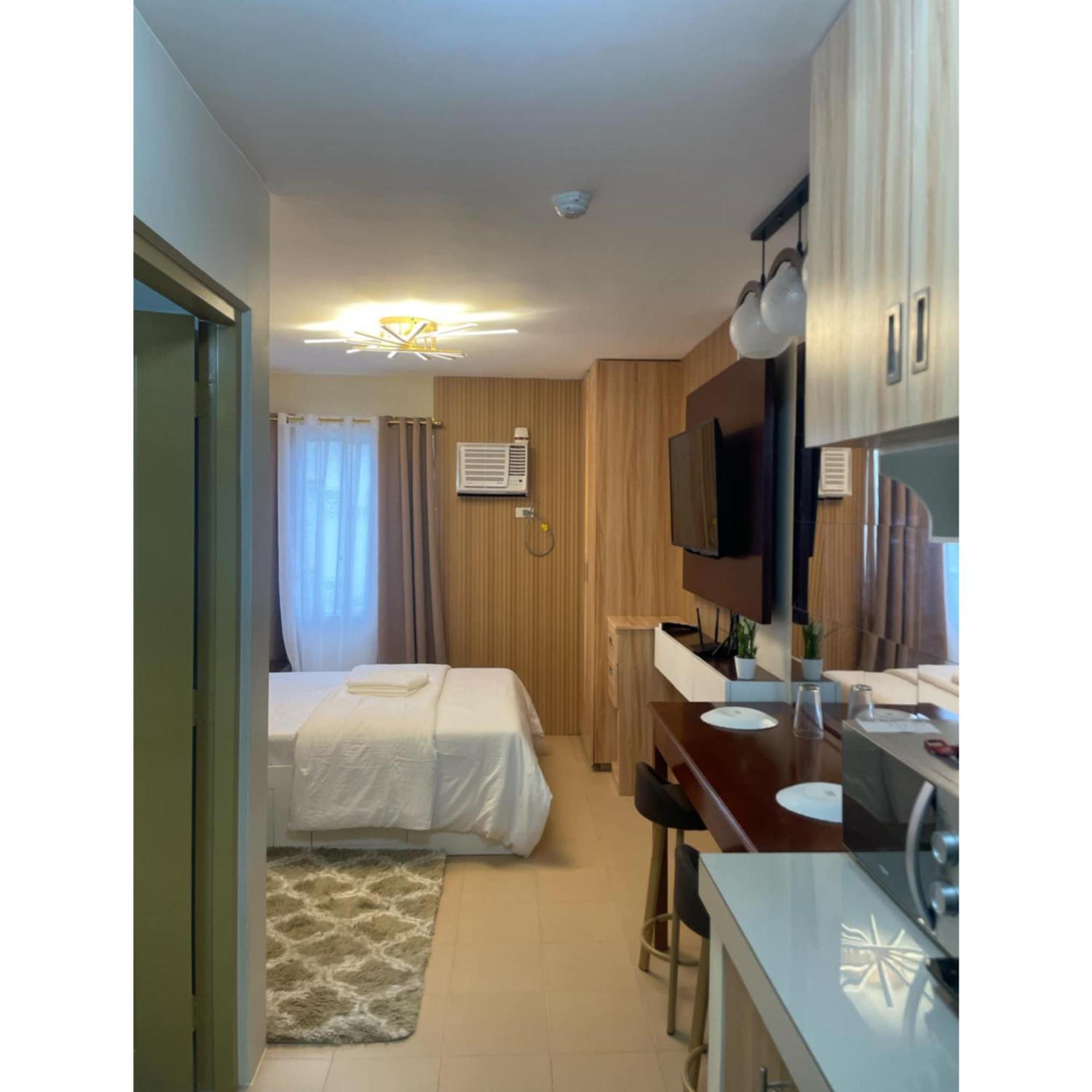 Marina Town Spatial Condominium Dumaguete City Exteriör bild